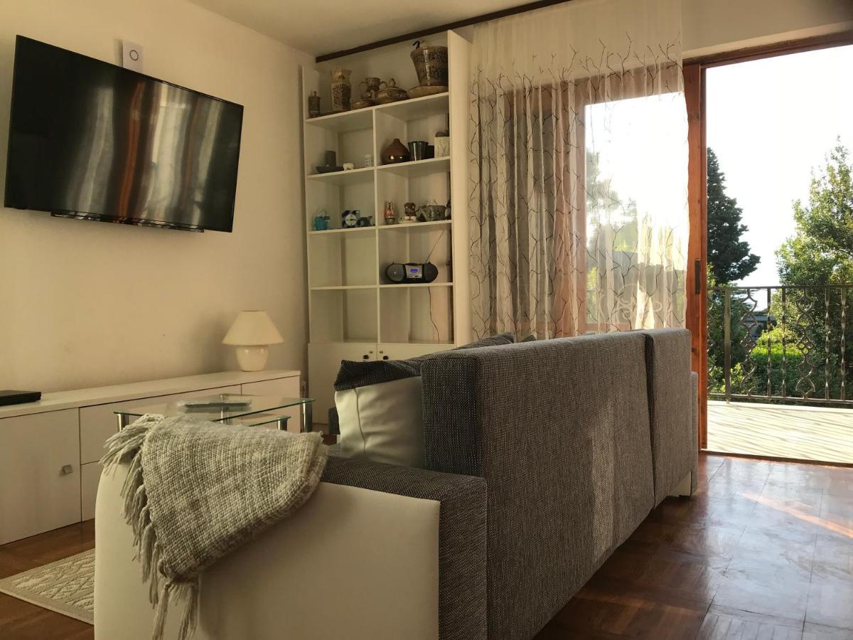 Apartment Aquamarin, Blizu Mora S Pogledom Na More, Za Do 6 Osoba Malinska Buitenkant foto