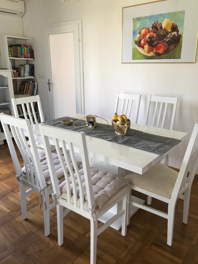 Apartment Aquamarin, Blizu Mora S Pogledom Na More, Za Do 6 Osoba Malinska Buitenkant foto