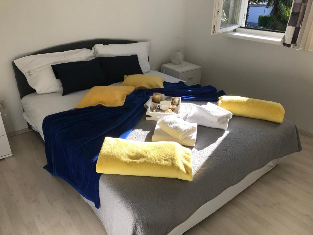 Apartment Aquamarin, Blizu Mora S Pogledom Na More, Za Do 6 Osoba Malinska Buitenkant foto