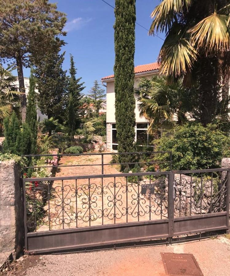 Apartment Aquamarin, Blizu Mora S Pogledom Na More, Za Do 6 Osoba Malinska Buitenkant foto