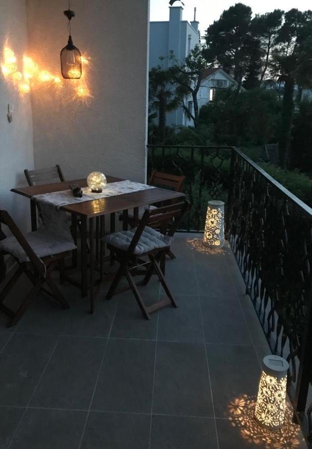 Apartment Aquamarin, Blizu Mora S Pogledom Na More, Za Do 6 Osoba Malinska Buitenkant foto